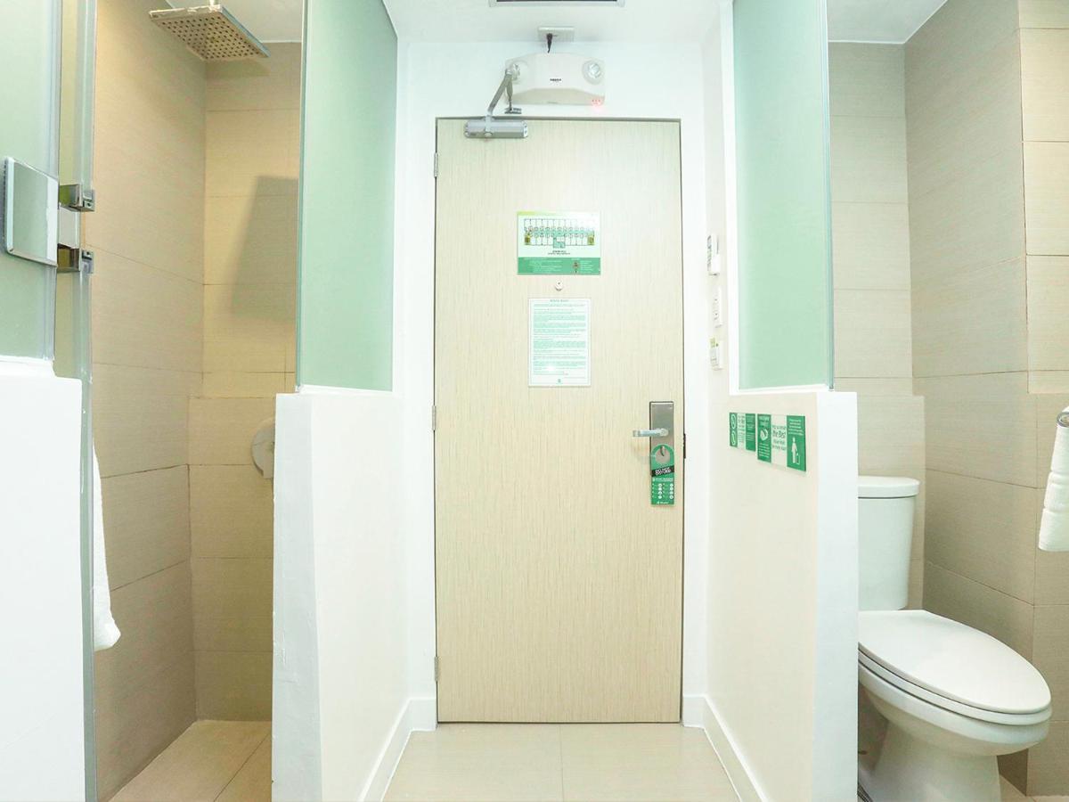Go Hotels Manila Airport Road Hotel 3*