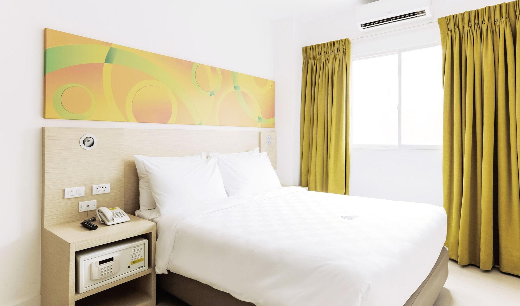 Go Hotels Manila Airport Road Hotel