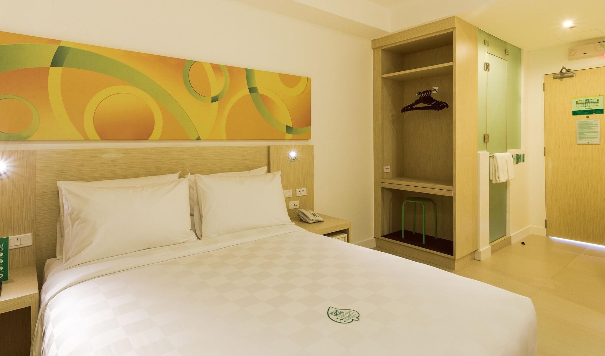 Go Hotels Manila Airport Road 3*